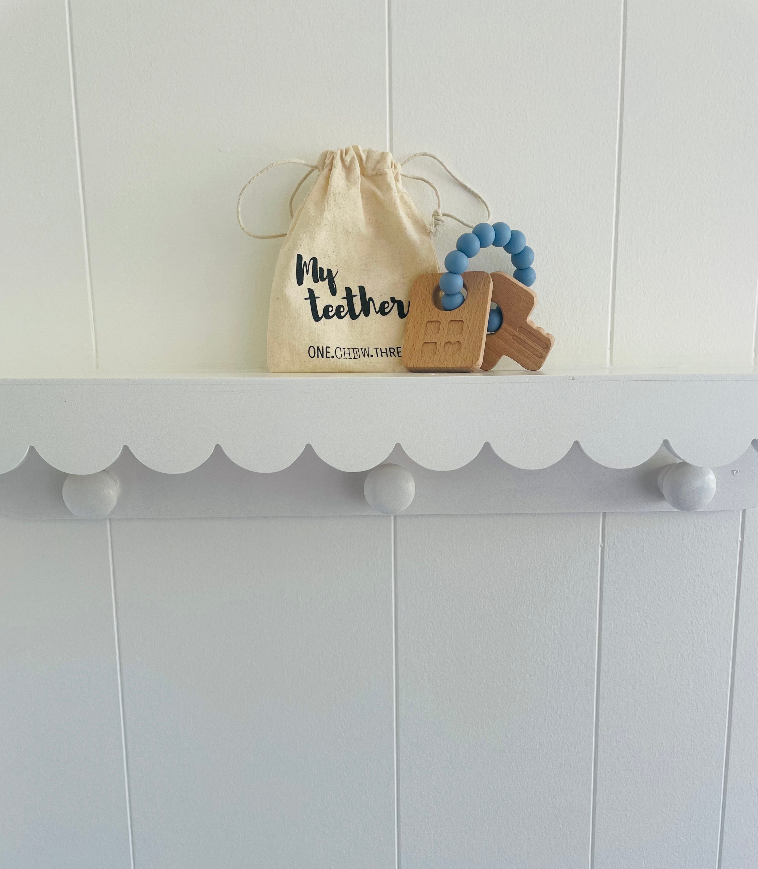 ONE CHEW THREE BEECHWOOD AND SILICONE TEETHER