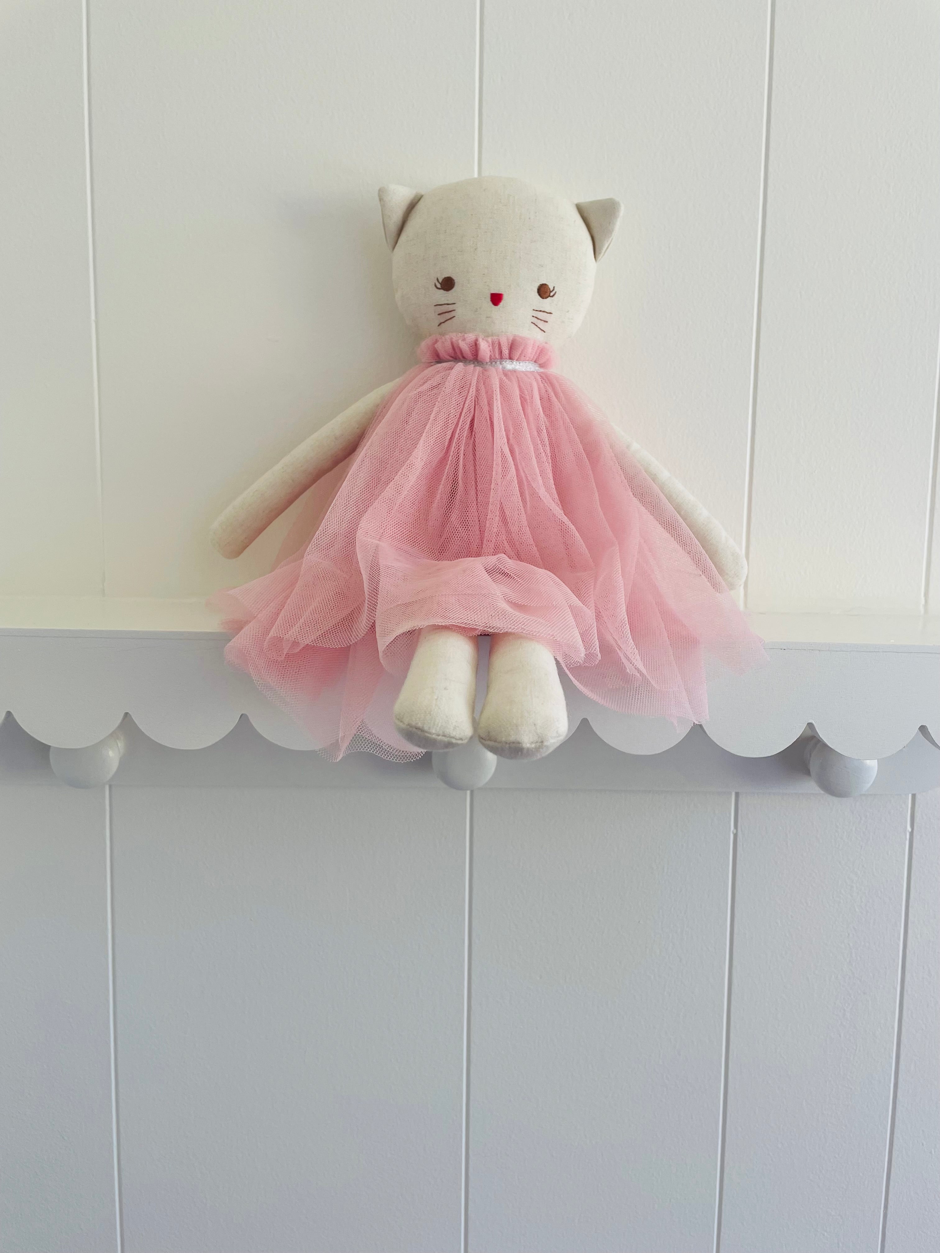 AURELIE LINEN CAT DOLL