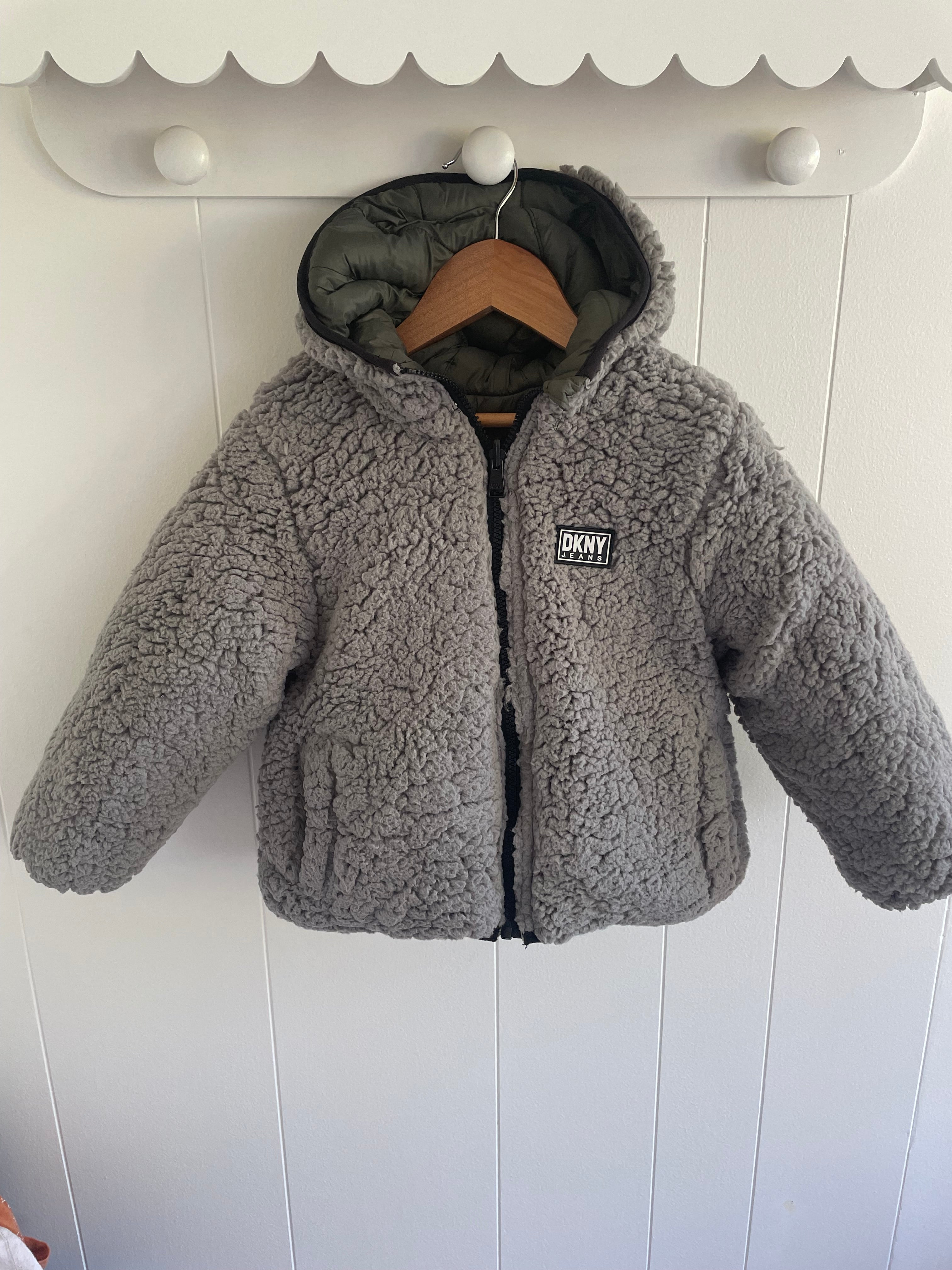 DKNY REVERSIBLE PUFFER JACKET