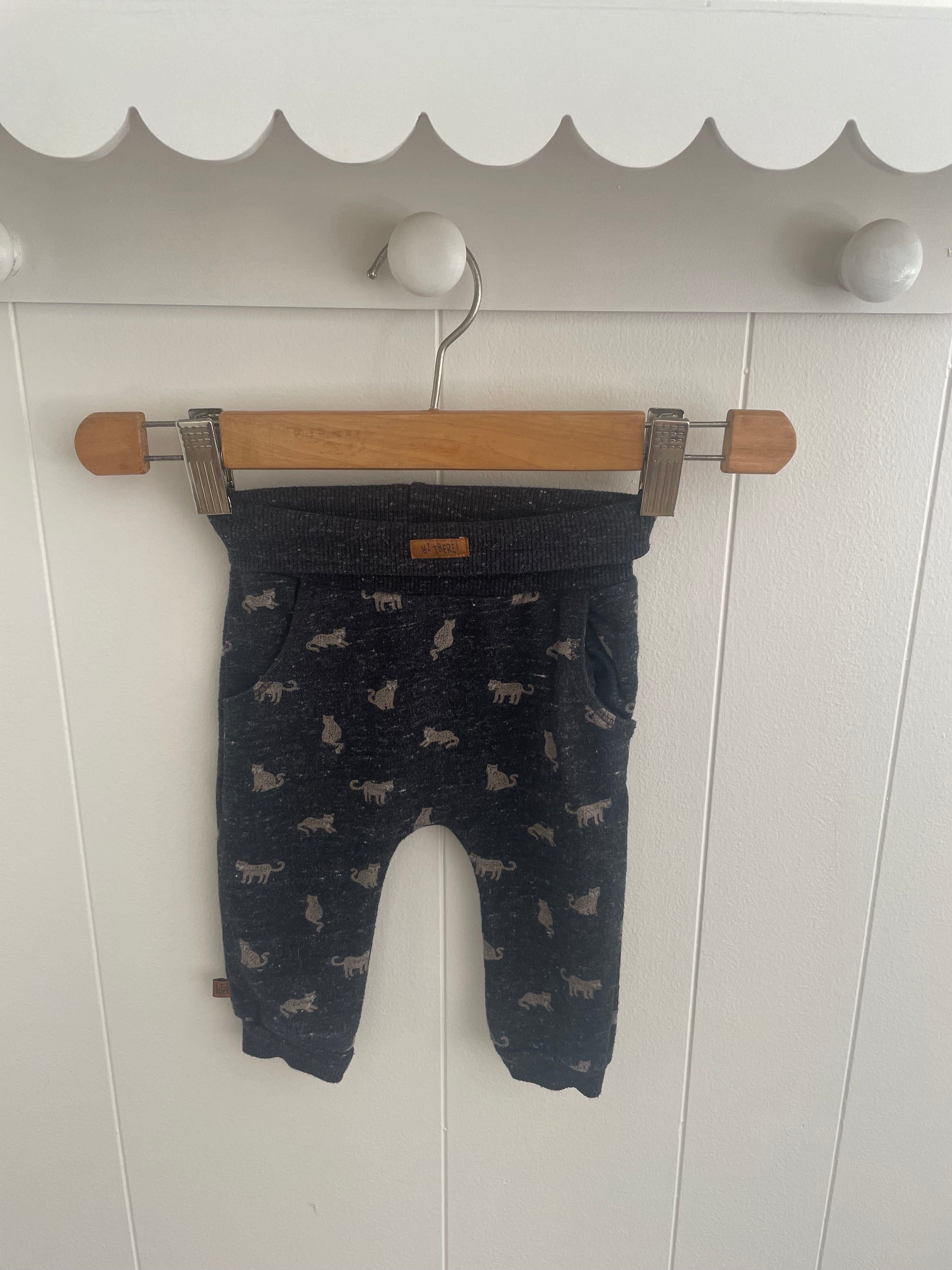 FEETJE  TIGER JOGGERS